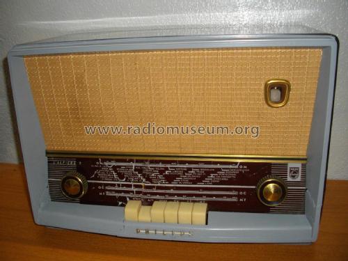 L'Alfiere 3 B4I90A; Philips Italy; (ID = 1755378) Radio