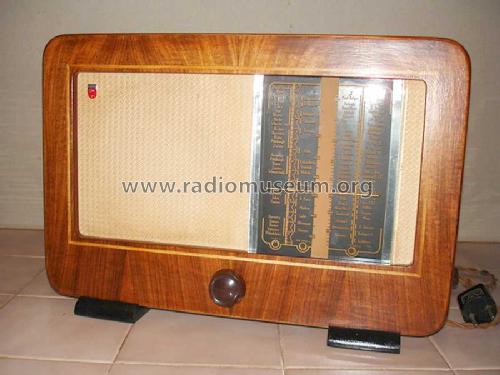 661U; Philips Belgium (ID = 322327) Radio