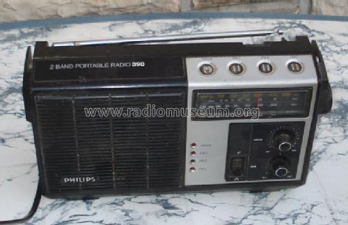 2 Band Portable Radio 390 90AL390 /00S; Philips Hong Kong (ID = 1099366) Radio