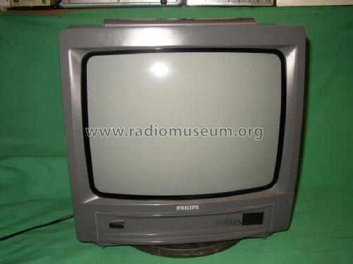 14GR1227 ; Philips, Singapore (ID = 894402) Television