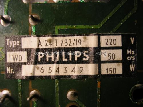 A24T732/19; Philips - Österreich (ID = 1983840) Television