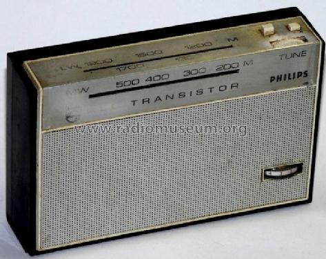 L1W30T /04R; Philips; Eindhoven (ID = 713913) Radio