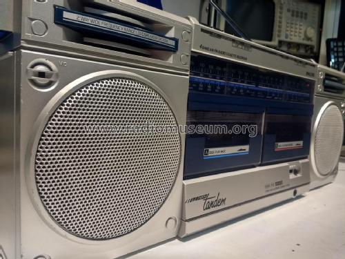 AM/FM Radio Cassette Recorder - Super Tandem D8334 /00 /05 /00R /05R; Philips - Österreich (ID = 2479084) Radio