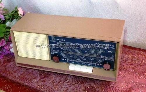 Andante B2A42A /00G /00D /00X; Philips - Österreich (ID = 1752068) Radio