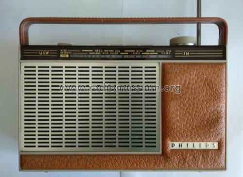 Chansonette L3A61T /70R /70L /70D; Philips - Österreich (ID = 2625178) Radio