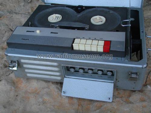EV4220 /00; Philips France; (ID = 2317674) Sonido-V