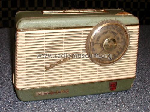 Holiday-Luxus L3W11T/70F; Philips - Österreich (ID = 588620) Radio