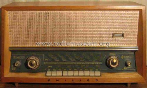 Matinée B4A03A; Philips - Österreich (ID = 406582) Radio