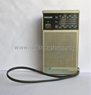 Radio Portable 020 90AL020 /00 /01 /15 /40 /45; Philips Hong Kong (ID = 2285983) Radio