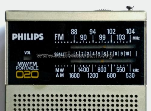 Radio Portable 020 90AL020 /00 /01 /15 /40 /45; Philips Hong Kong (ID = 2285985) Radio