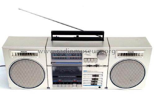 SoundMachine Compact Compo - Stereo Radio Cassette Recorder D8438 /00 /02 /05; Philips - Österreich (ID = 2085774) Radio