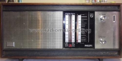 19RB370 /35; Philips Portugal (ID = 1167681) Radio