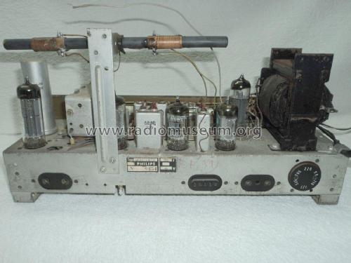 B4LN16 A; Philips Portugal (ID = 1923973) Radio