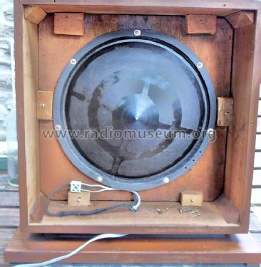 2030; Philips Radios - (ID = 1846793) Speaker-P