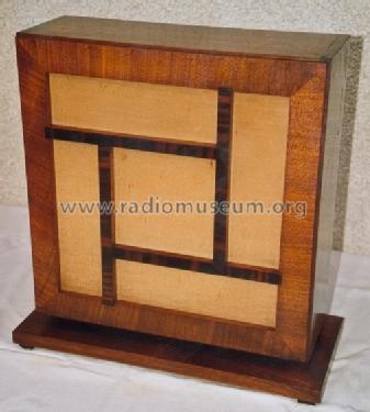 2030; Philips Radios - (ID = 75161) Speaker-P