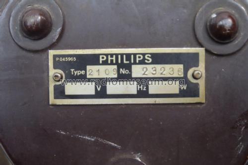 2109; Philips Radios - (ID = 1985375) Speaker-P