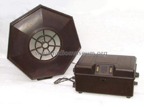 2109; Philips Radios - (ID = 660090) Speaker-P