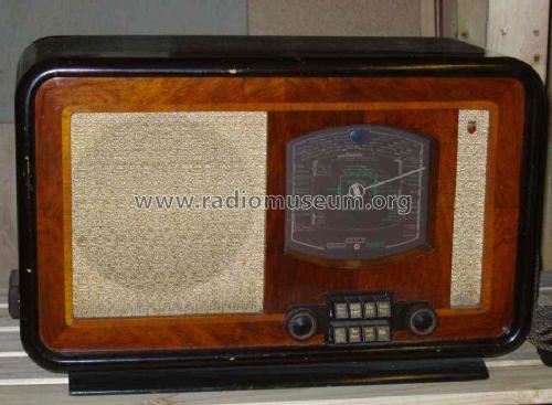 660A -14; Philips akc. spol., (ID = 42688) Radio