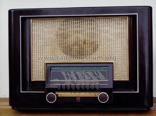 680L; Philips Radios - (ID = 29447) Radio