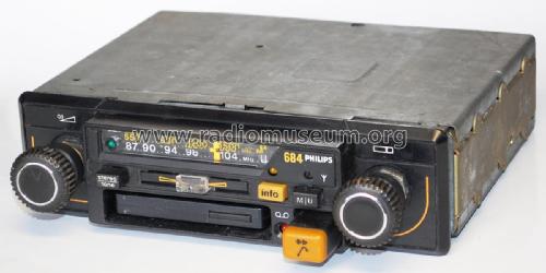 684 22AC684 /92; Philips Radios - (ID = 1830142) Car Radio