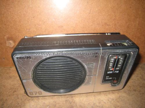 Blues 070 90AL070 /50; Philips Radios - (ID = 2099248) Radio