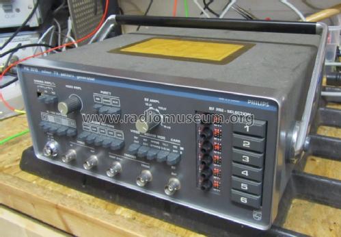 Colour TV pattern generator PM 5519 GX; Philips Radios - (ID = 1684738) Equipment
