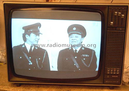 Leonardo Luxus 24B471 /22R Ch= E1; Philips Radios - (ID = 550702) Television