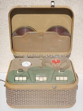 RK40 EL3522/22b; Philips Radios - (ID = 2752124) Sonido-V
