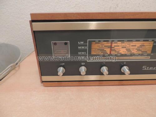 Transistor-Steuergerät AM/FM Stereo 22 RF 985/81; Philips Radios - (ID = 2726411) Radio