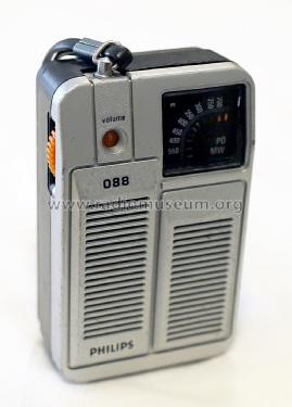 90AL088/50B; Philips, Singapore (ID = 2431131) Radio