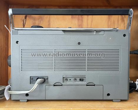 Portable Radio Recorder D7221 /10; Philips, Singapore (ID = 3112642) Radio