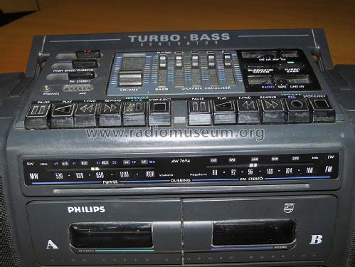 Turbo Bass Generator AW7694 /00; Philips, Singapore (ID = 1696216) Radio