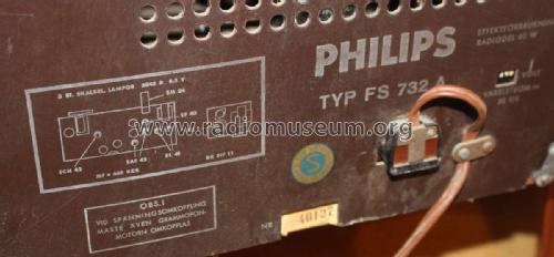 FS732A; Philips, Svenska AB, (ID = 2603895) Radio