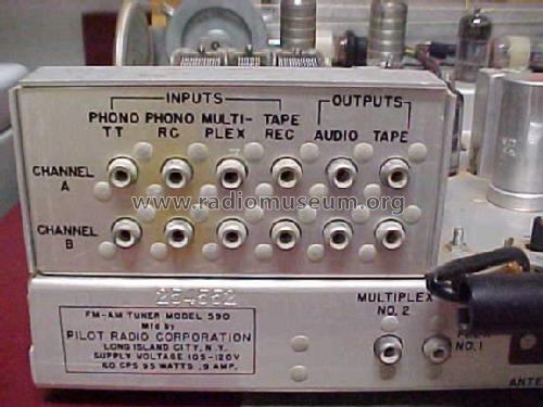 FM-AM Tuner 590; Pilot Electric Mfg. (ID = 1087476) Radio
