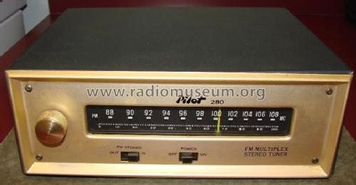 FM Multiplex Stereo Tuner 280; Pilot Electric Mfg. (ID = 1612540) Radio