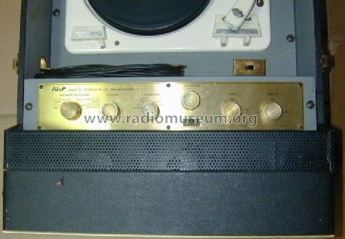 Stereo Plus Phonograph 1060-A; Pilot Electric Mfg. (ID = 998519) R-Player