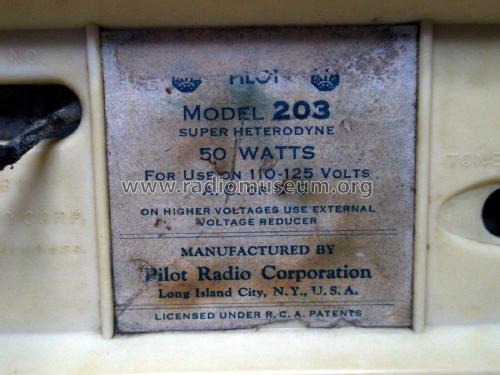 X-203 ; Pilot Electric Mfg. (ID = 2377405) Radio