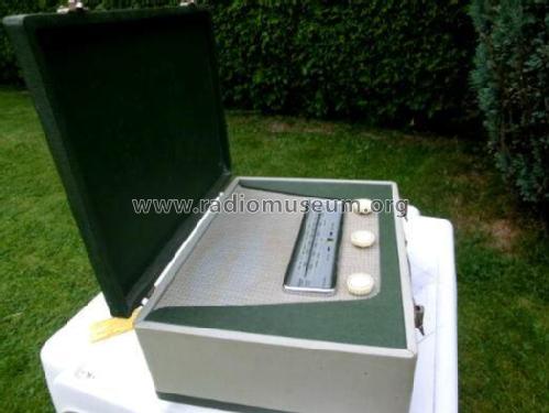 BM90; Pilot Radio Ltd.; (ID = 1291693) Radio