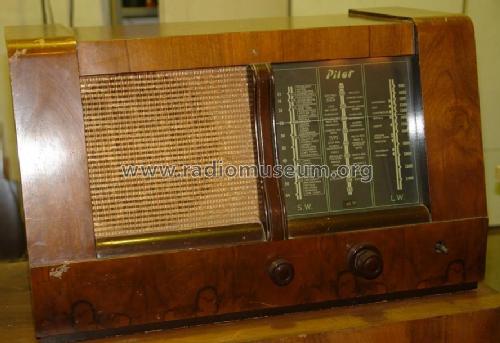 SH545; Pilot Radio Ltd.; (ID = 1846981) Radio