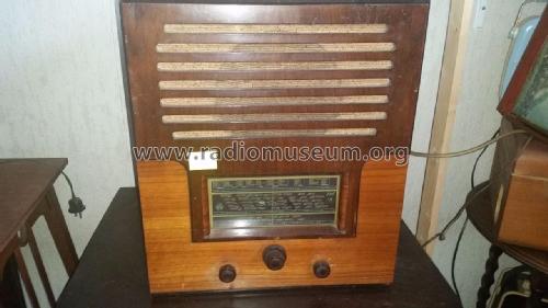 T405; Pilot Radio Ltd.; (ID = 1990631) Radio