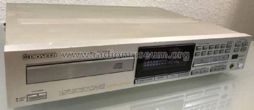 Compact Disc Player PD-7050; Pioneer Corporation; (ID = 2432788) Enrég.-R