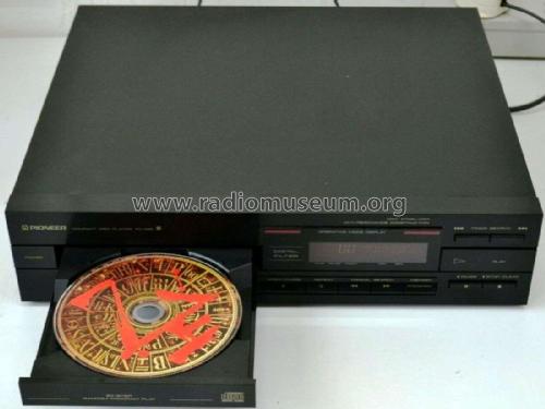 Compact Disc Player PD-X66; Pioneer Corporation; (ID = 2691271) R-Player