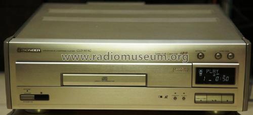 Compatible Laserdisc Player CLD-HF9G; Pioneer Corporation; (ID = 1977615) Sonido-V