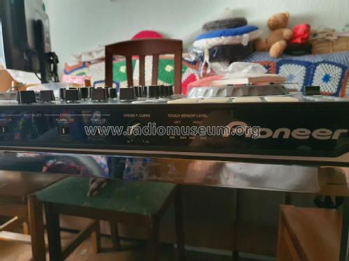 DJ controller DDJ-SX; Pioneer Corporation; (ID = 2954584) Enrég.-R