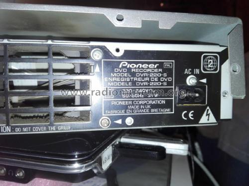 DVD Recorder DVR-220; Pioneer Corporation; (ID = 2439506) R-Player