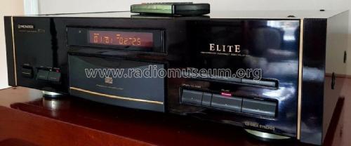 Elite Reference Compact Disc Player PD-75; Pioneer Corporation; (ID = 2520641) R-Player