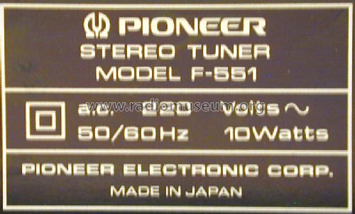 FM/AM Digital Synthesizer Tuner F-551; Pioneer Corporation; (ID = 1617365) Radio