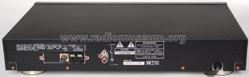 FM/AM Digital Synthesizer Tuner F-229; Pioneer Corporation; (ID = 2038123) Radio