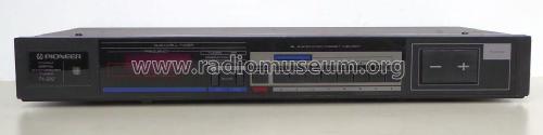 FM/AM Digital Synthesizer Tuner TX-221Z; Pioneer Corporation; (ID = 2663547) Radio