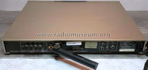 FM/AM Stereo Tuner F-5; Pioneer Corporation; (ID = 2709381) Radio
